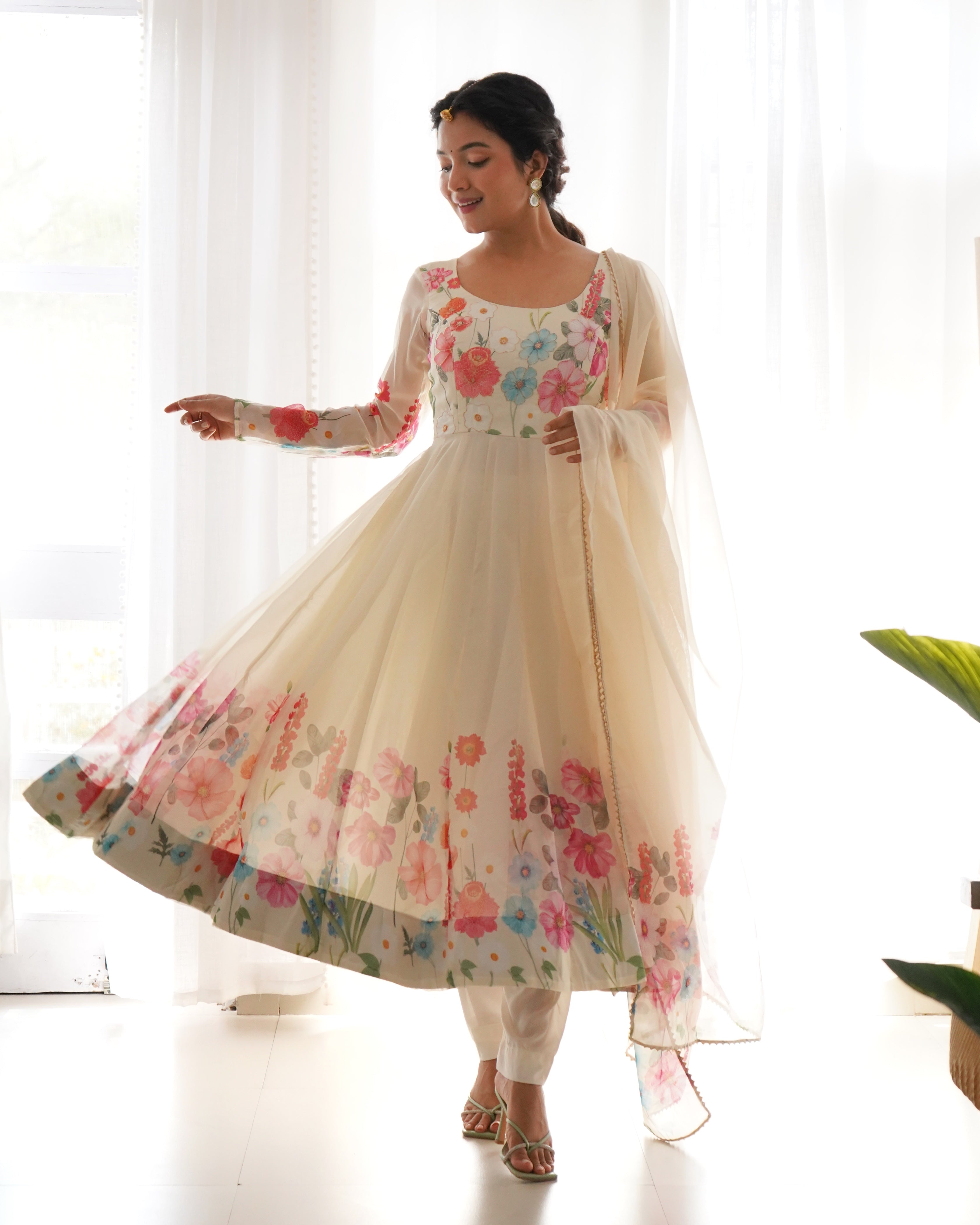 HEAVY PURE SOFT  ORGANJA SILK PRINT GOWN