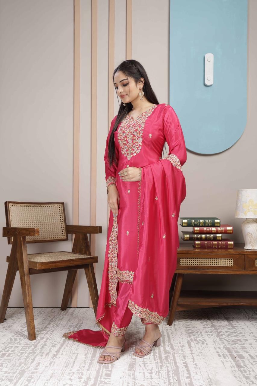 Elegant Straight Kurti Pant Dupatta Set