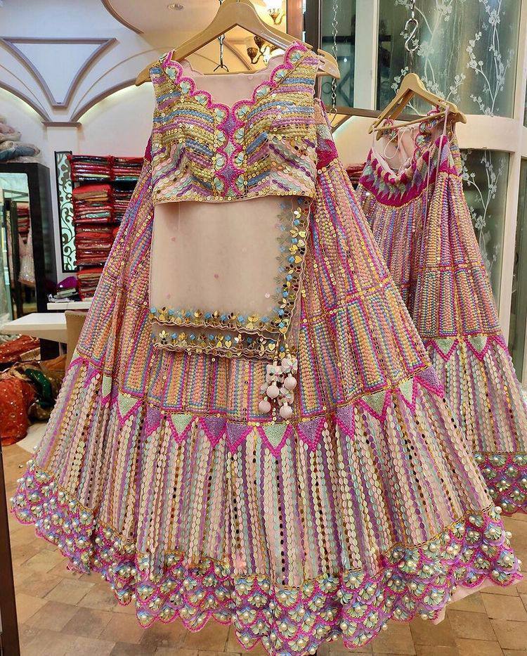 Heavy Thread Work Lahengha - Choli